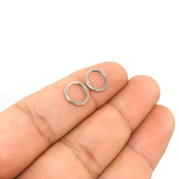 14K White Gold Huggies Hoop Earrings for Womens Mens Dainty Earrings 10x10 Tiny - Picture 4 of 7